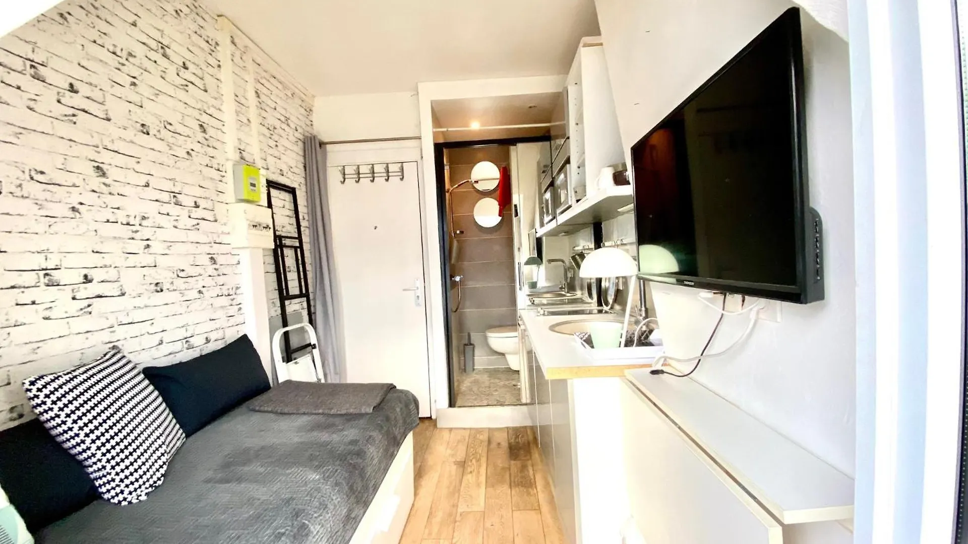 Apartment Belleville Nest Paris