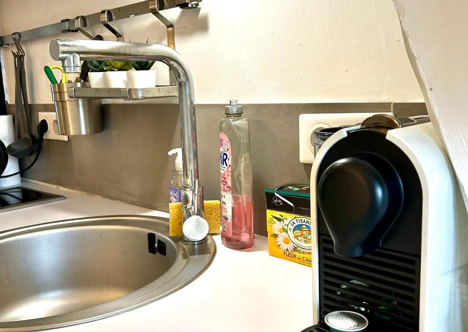 Apartment Belleville Nest Paris