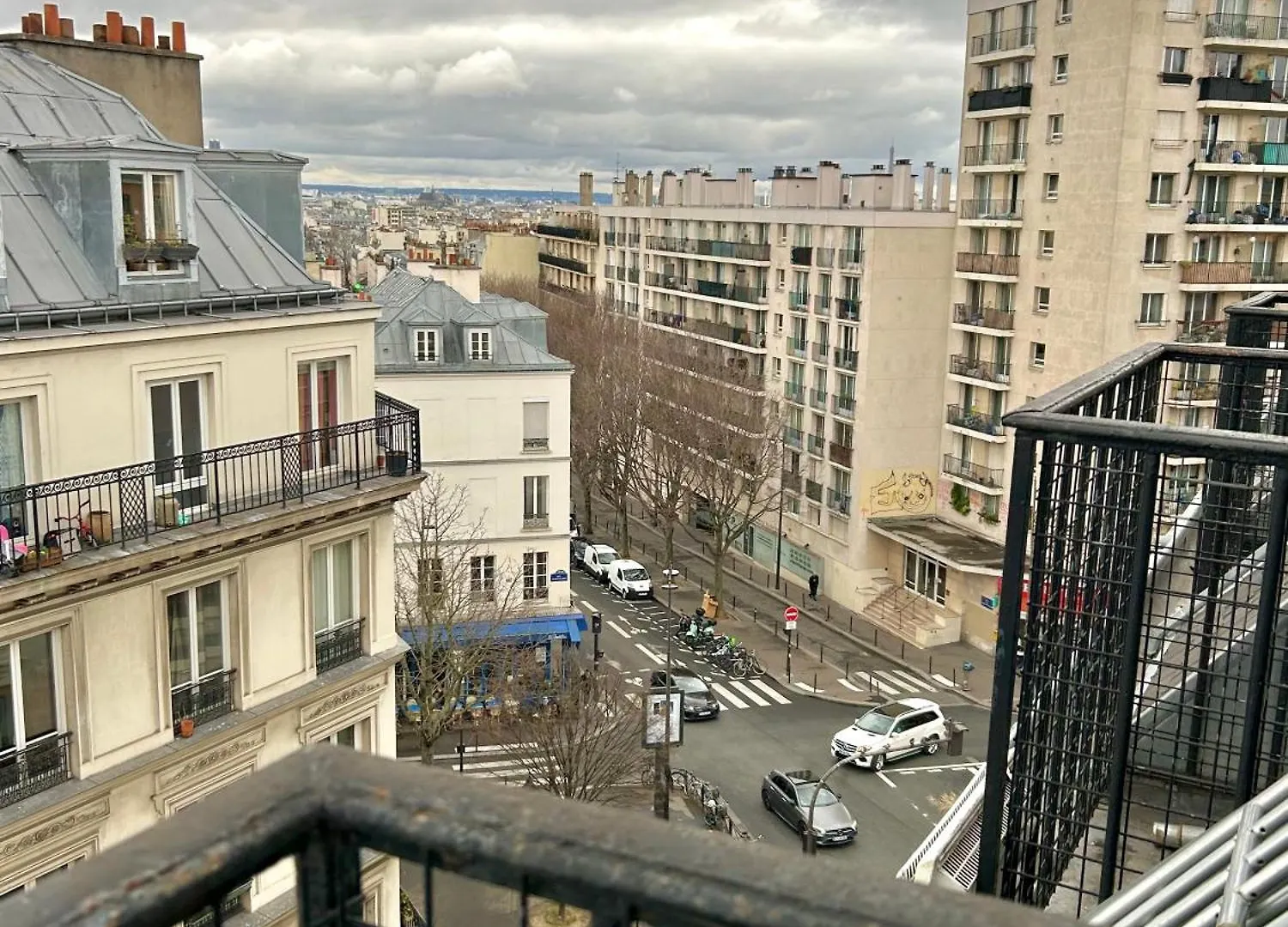 Belleville Nest Paris 0*,  France